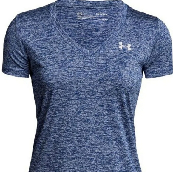 Under Armour Tops - Under armour heatgear t-shirt